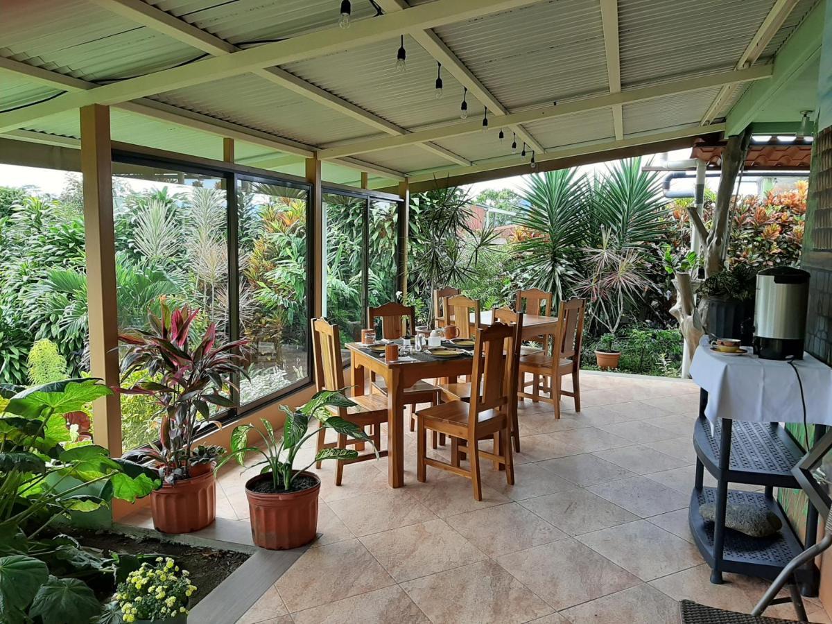 Marita'S Bed And Breakfast Nuevo Arenal Buitenkant foto