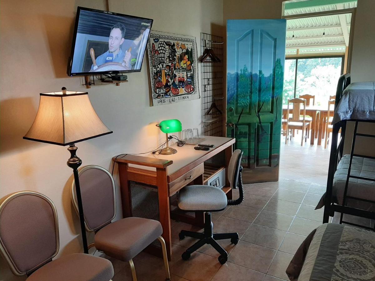 Marita'S Bed And Breakfast Nuevo Arenal Buitenkant foto